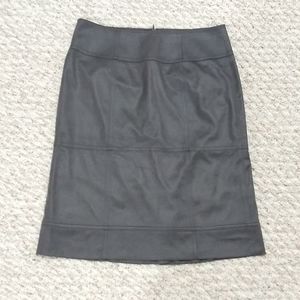A4 Luisa Cerano 6 grey lined skirt